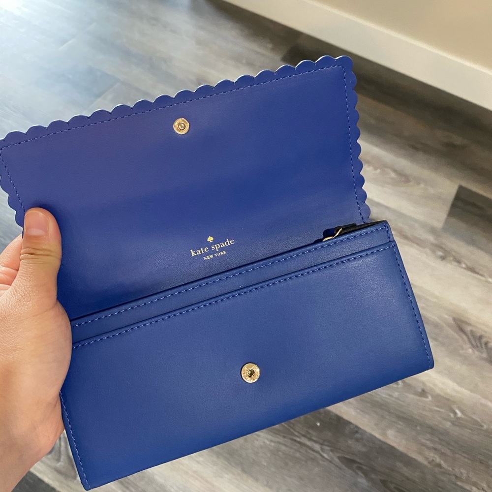 NEW Kate Spade Wallet ♠️🔵